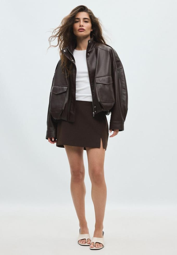 Stradivarius Oversized jack met leereffect  Bruin S