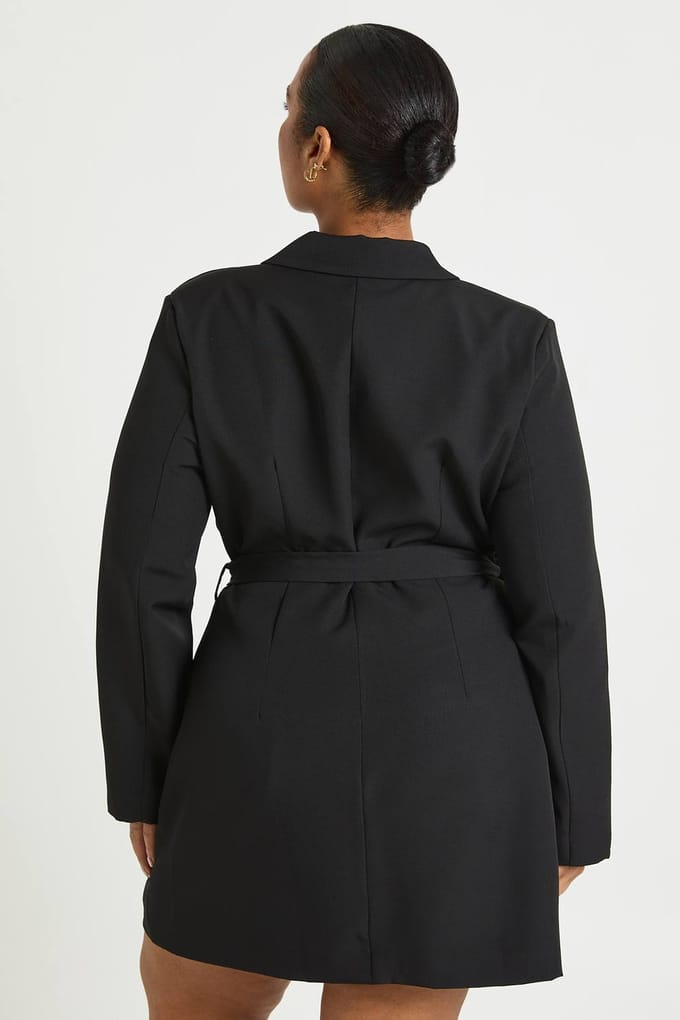 boohoo Dames Plus Wikkel Strik Blazer Jurk | Black | Maat: 16