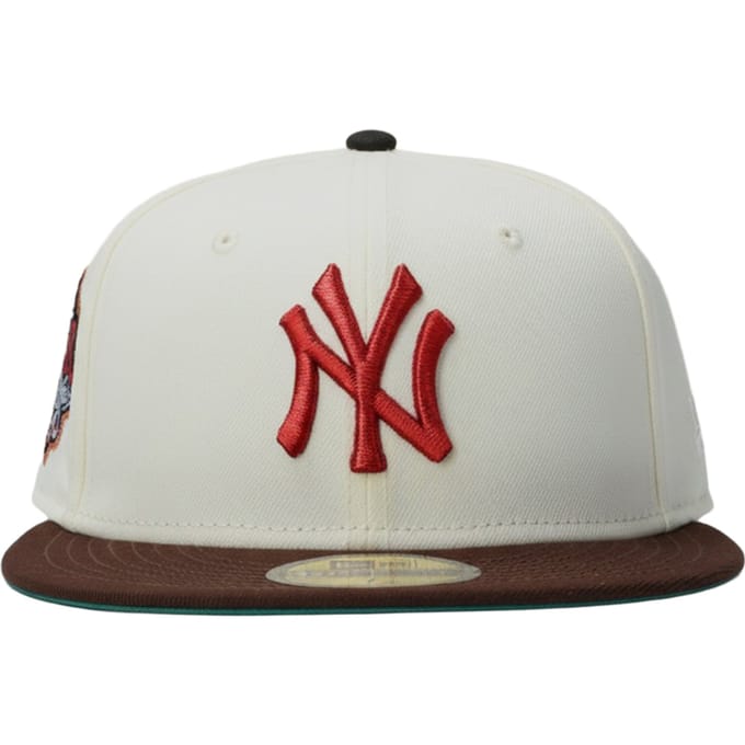 New Era New York Yankees MLB Properties Pet Wit