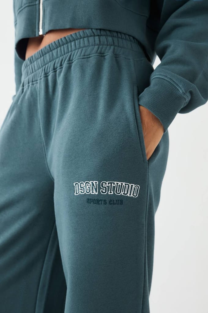 Dames DSGN Studio Applique Straight Leg Jogger | Teal | Maat: Large