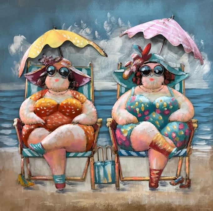 Schilderij - Metaalschilderij - Dikke Dames op het strand met parasol ,100x100cm, 3D schilderij