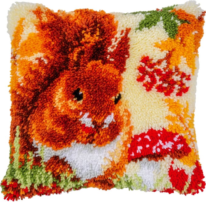 Vervaco - Knoopkussen kit - 40 x 40cm - Eekhoorn in de herfst - PN-0206643