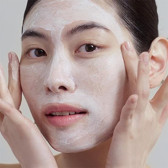 Sulwhasoo - The Ultimate S Enriched Cleansing Foam 2025 Version - 150ml