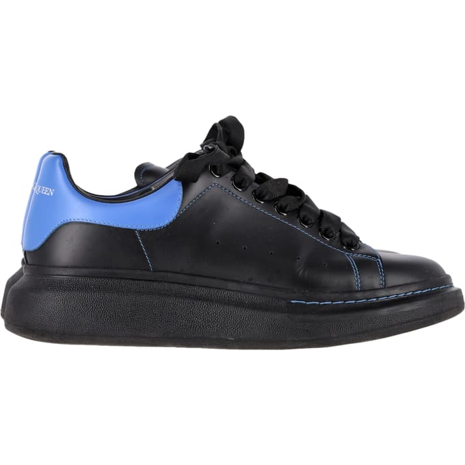 Alexander McQueen Oversized Sneakers in Zwart Leer