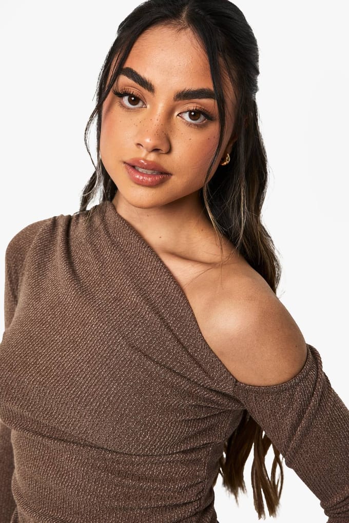 boohoo Dames Rib Asym Halslijn Geraffelde Langmouw Top | Chocolate | Maat: 10