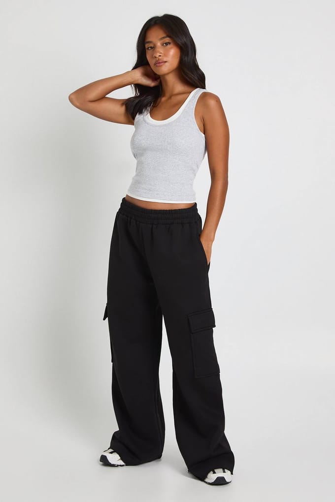 boohoo Dames Petite cargo joggers met wijde pijpen | Zwart | Maat: Medium