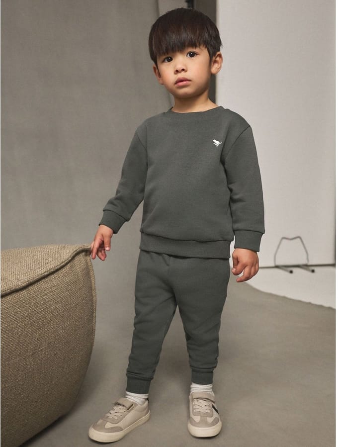 Next - Jongens - Set met sweatshirt en joggingbroek - Zwart
