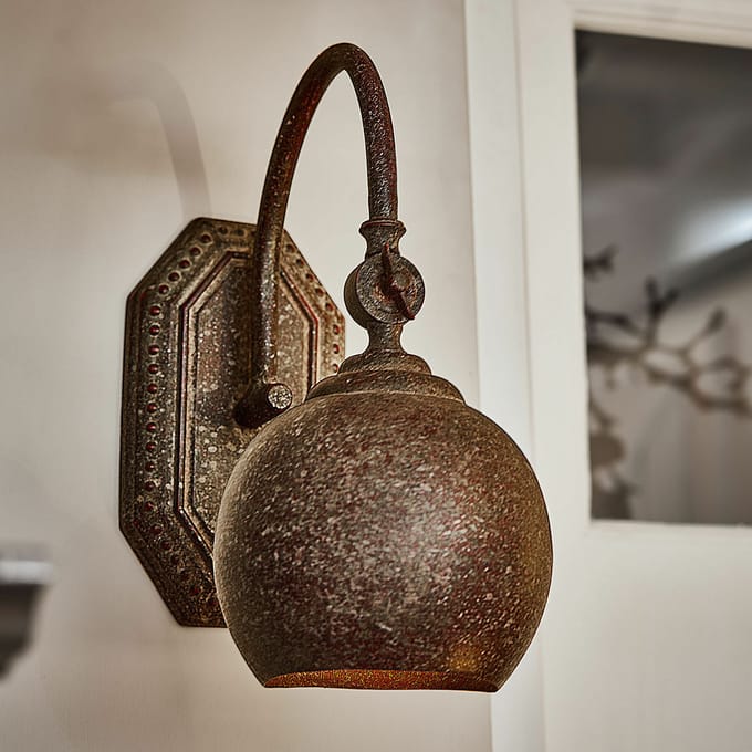 LOBERON LED-wandlamp Zefirs antiekbruin