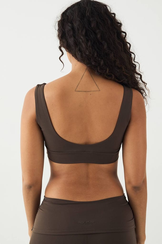 Dames DSGN Studio Ultra Sculpt Plunge Sport-BH | Espresso | Maat: XL