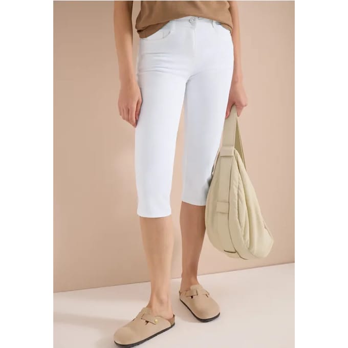 High Waist Slim Legs jeans in Slim Fit