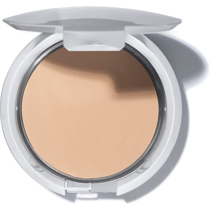 Chantecaille Compact Makeup - Peach