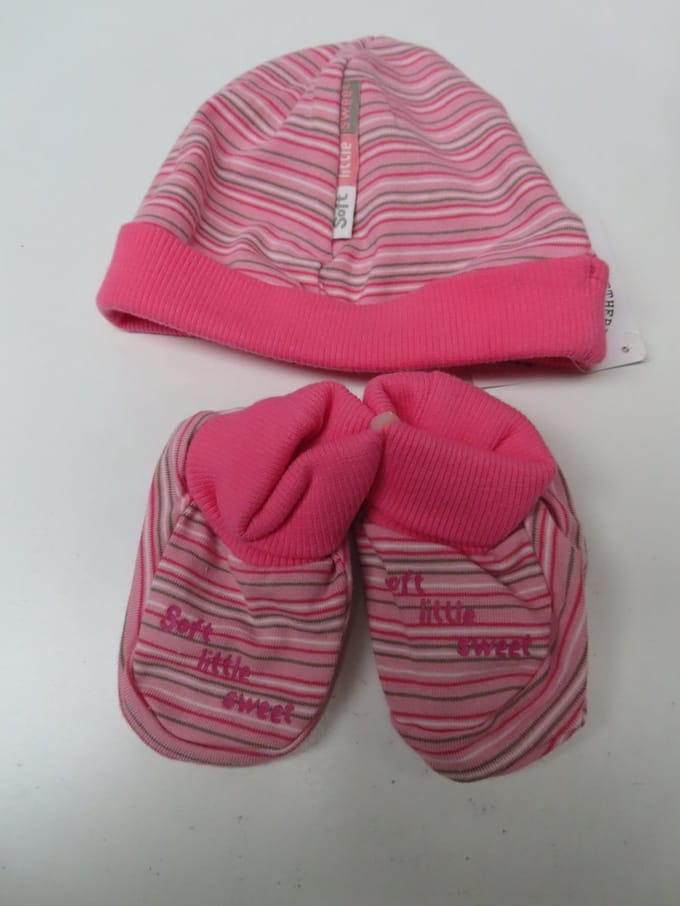 Dirkje - Babysetje - Muts + slofjes - Roze - 3 maand 62