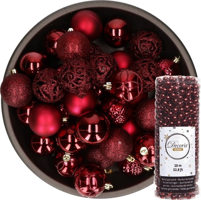 Decoris Kerstballen - 37x stuks - 6 cm - incl. kralenslinger - donkerrood - kunststof
