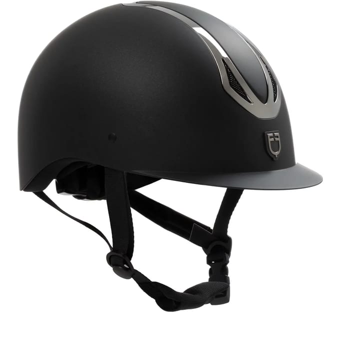 Rijhelm Equestro Azael