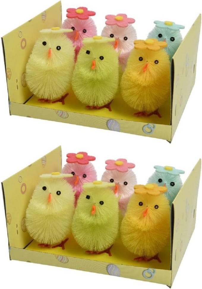 Decoris Paaskuikentjes 18x gekleurd - 6,5 cm hoog - met bloem - zijde-chenille