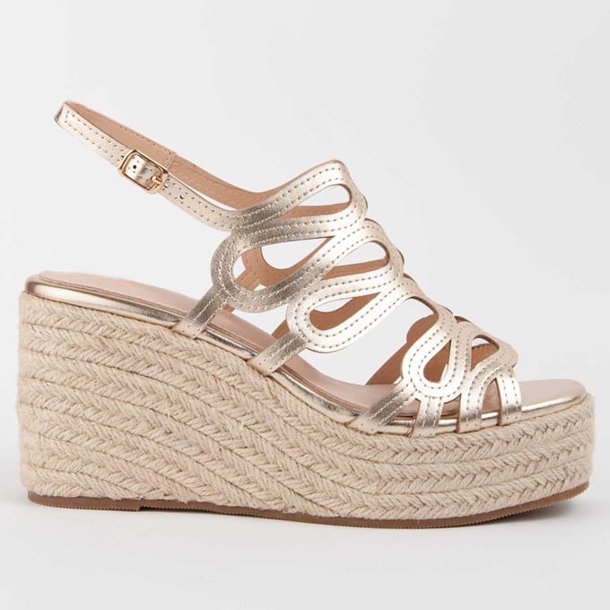 Montevita Sandalen Met Een Sleehak Salia2 Goud