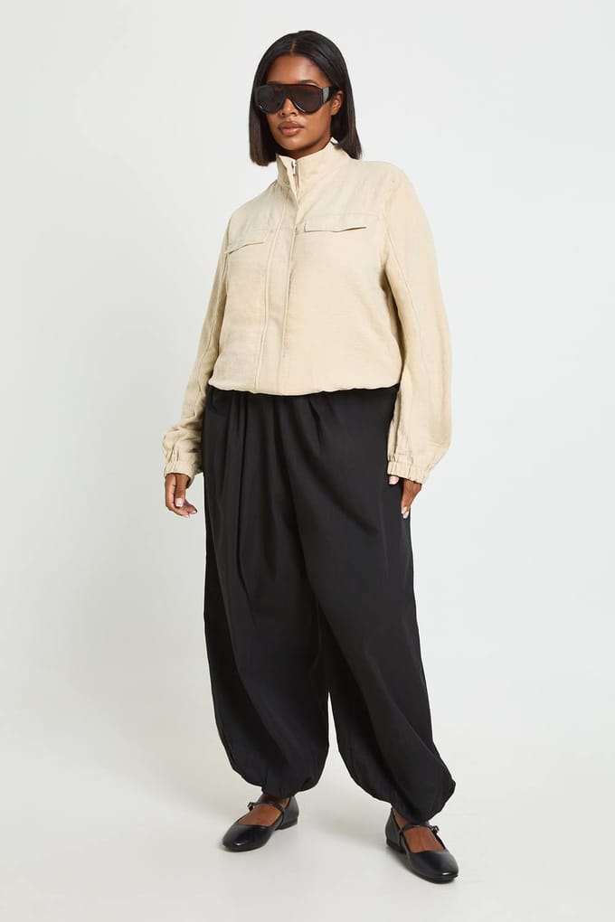 boohoo Dames Plus Geborsteld Funnel Neck Jack Met Rits | Steen | Maat: 50