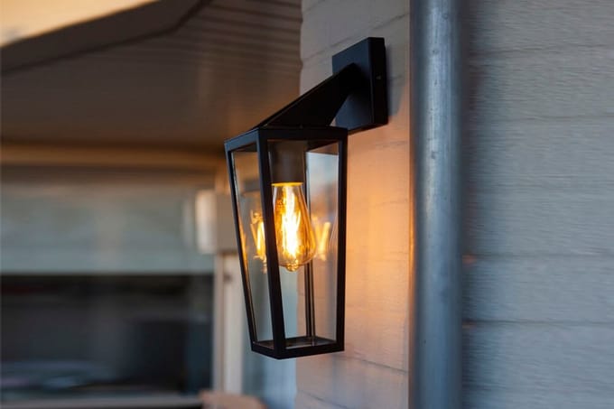 LUTEC Pine Wandlamp voor buiten - E27 - Mat Zwart