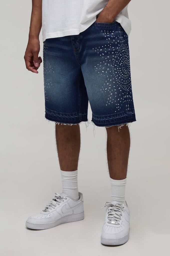 Relaxed Denim Shorts Met Strassteentjes En Ruwe Zoom | Mid Wash | Size 36