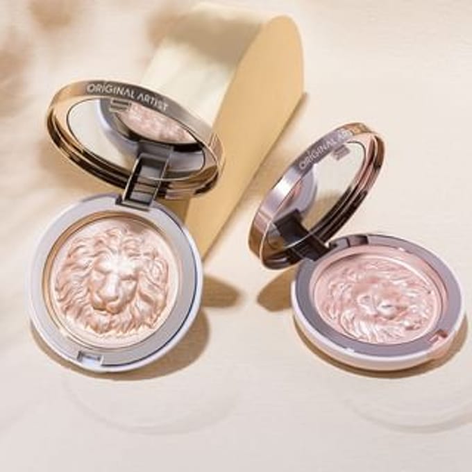 ORIGINAL ARTIST - Lion Embossed Mineral Highlighter - 3 Colors 1# Silver - 11.5g