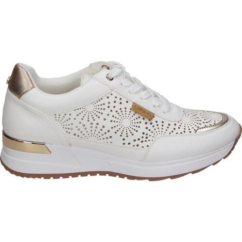 Lage Sneakers Chika 10 111904