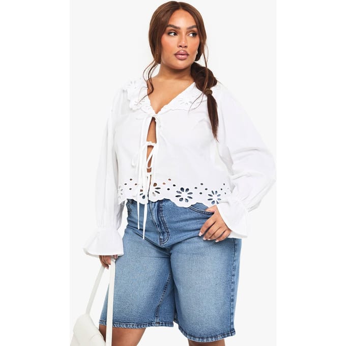 boohoo Dames Plus Borduur Strik Detail Blouse | White | Maat: 26