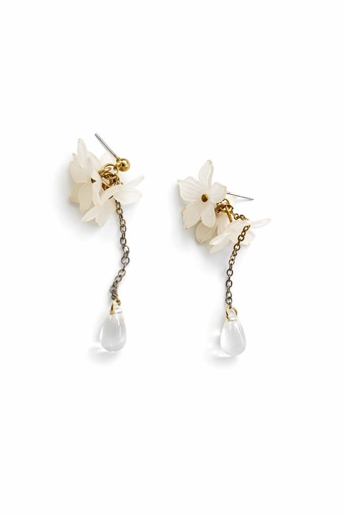 Bloemen oorhangers | goud gekleurd