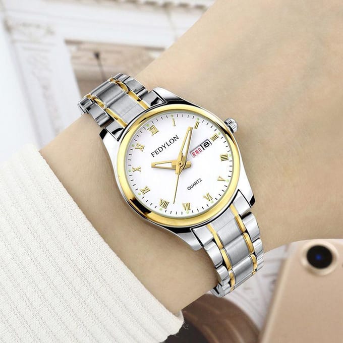 Dames Niche Licht Luxe Dames Nieuw Temperament Volautomatisch Quartz Dameshorloge minimum beige