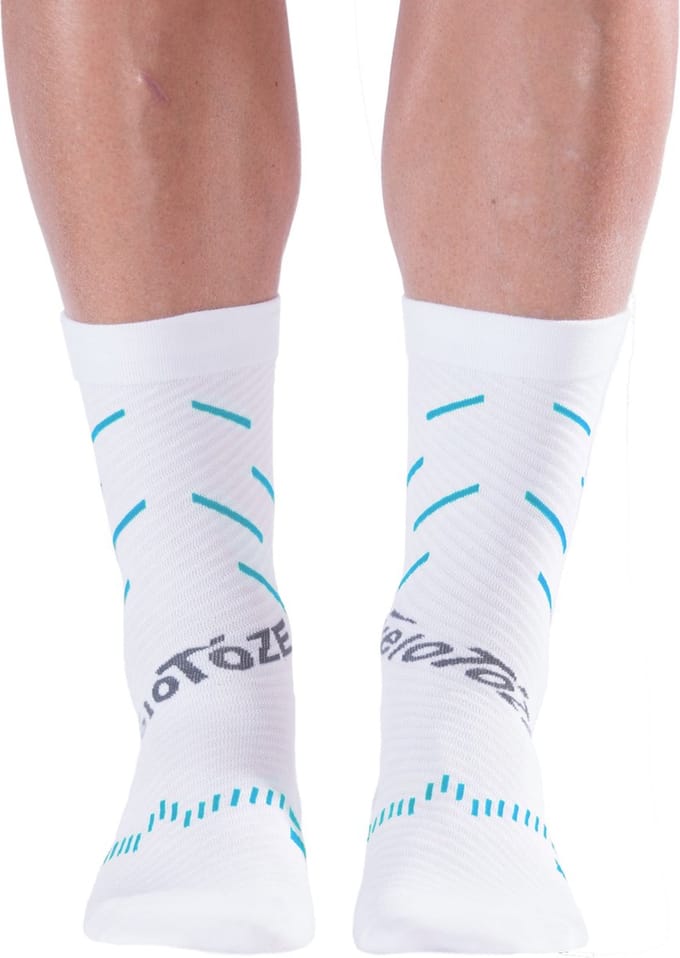 veloToze Cycling Sock - Active Compression White/Blue -  Small/Medium - Sokken