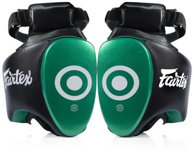 Fairtex TP5 Ultra Lite Thigh Pad - Zwart/Groen - One size