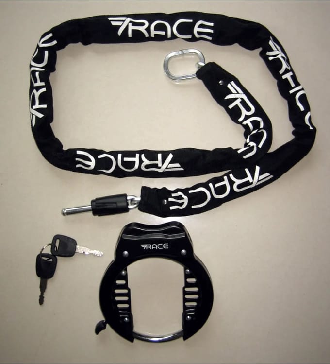 Slot V-Race Frameslot Met Ketting