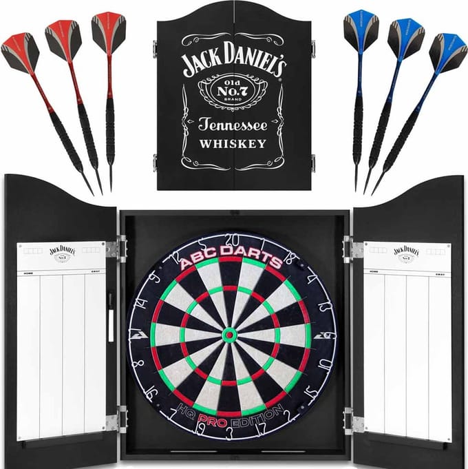 ABC Darts - Jack Daniels Dartkabinet  Met ABCDarts Pro Dartbord En 2 Sets Dartpijlen