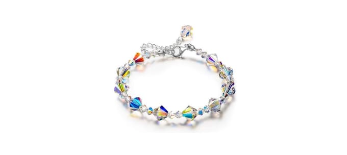 Manks Collections Swarovski cone kristal armband met 18k witgoud.