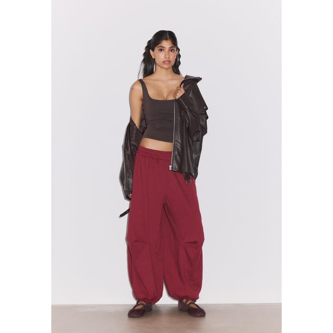 Stradivarius Pofmouw joggingbroek met stoppers  Donkerrood L