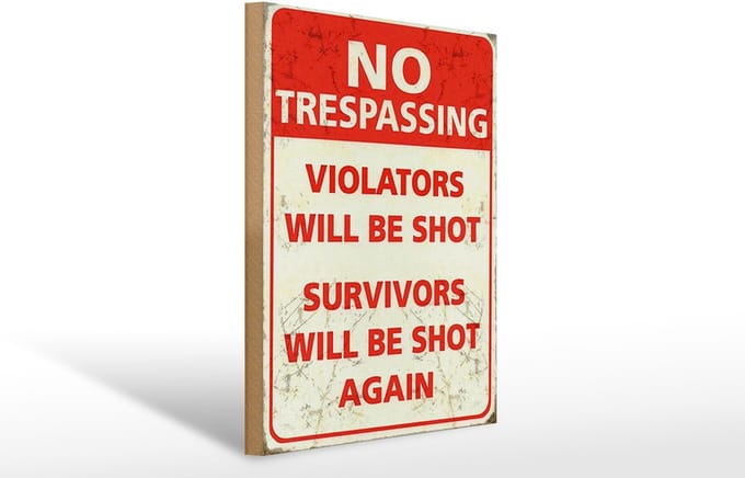 Holzschild Retro 30x40cm No trespassing violators be shot