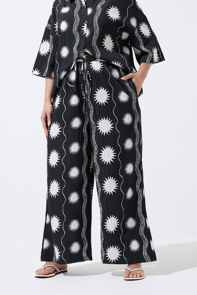 Limited Collection Zwarte Gekreukte Broek Met Zonneprint Size 42