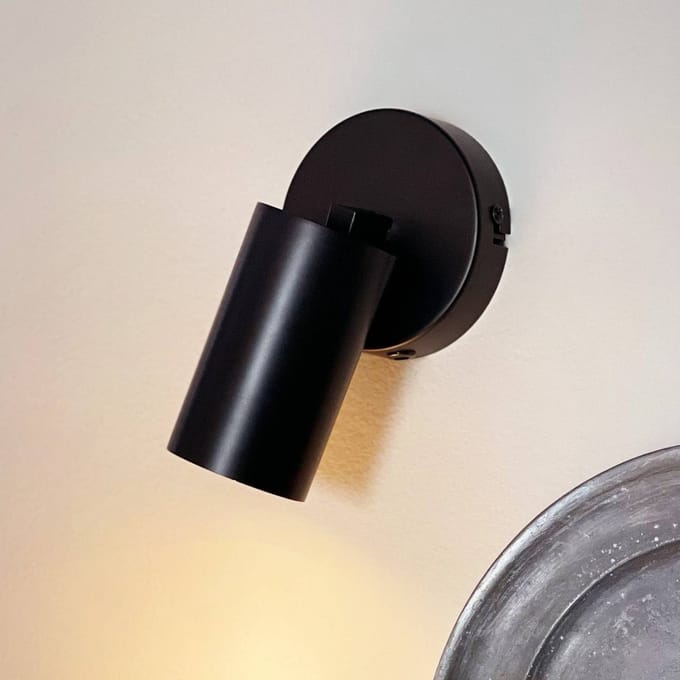 Dyberg Larsen Modern Spot met Schakelaar en Snoer, Zwart