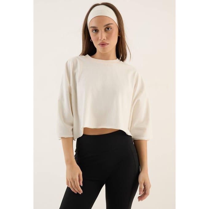 Dames Dsgn Studio Zwaar Gewassen Oversized Korte Mouw Crop T-shirt | Cream | Maat: Large