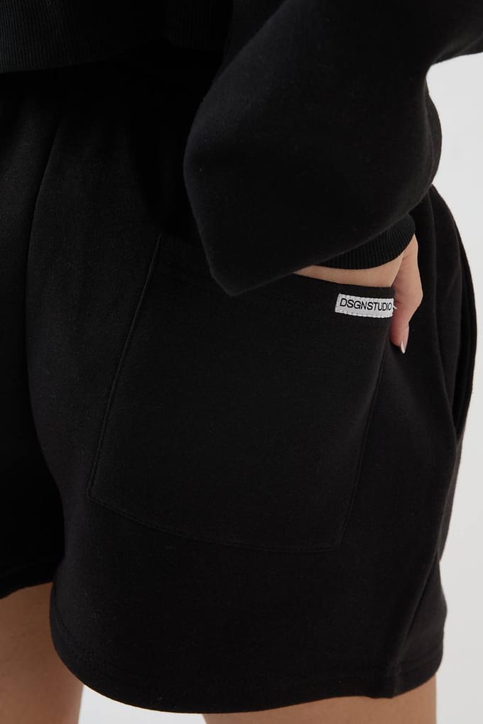 Dames Dsgn Studio Losvallende Sweat Short | Black | Maat: XS