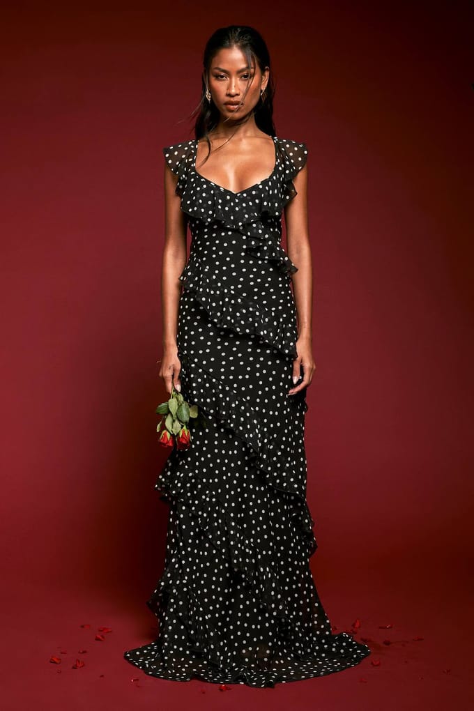 boohoo Dames Chiffon Ruffle Polka Dot Bandjes Maxi Jurk | Zwart | Maat: 40