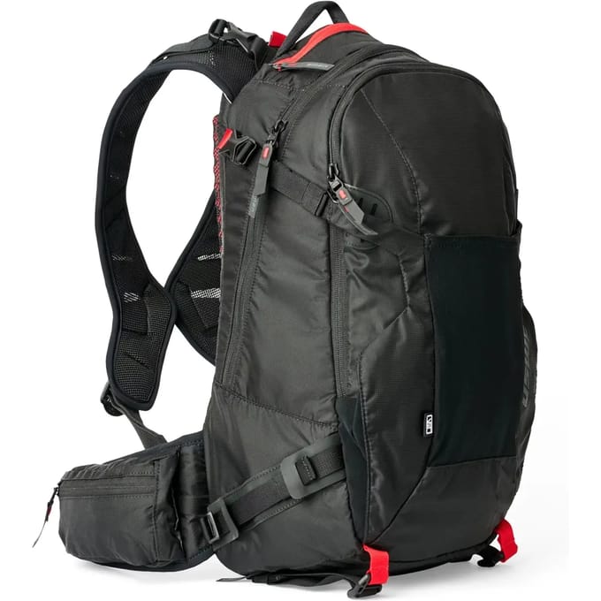 Uswe Zippered Vst Black - UNI
