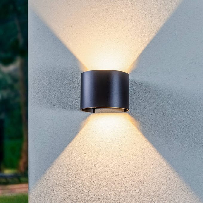 Lindby LED-buitenwandlamp Nivar, rond, zwart, IP54
