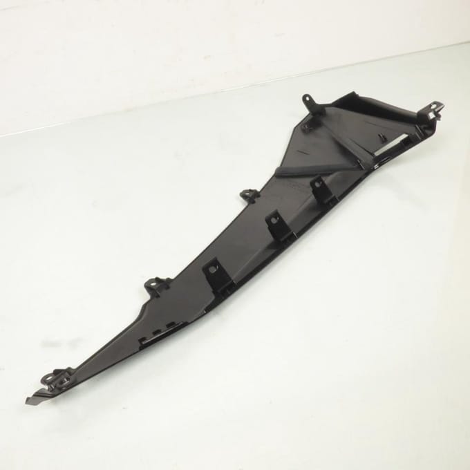 Sabot bas de caisse droit P2R pour Scooter Yamaha 530 Tmax 2012 à 2014 noir brillant Neuf