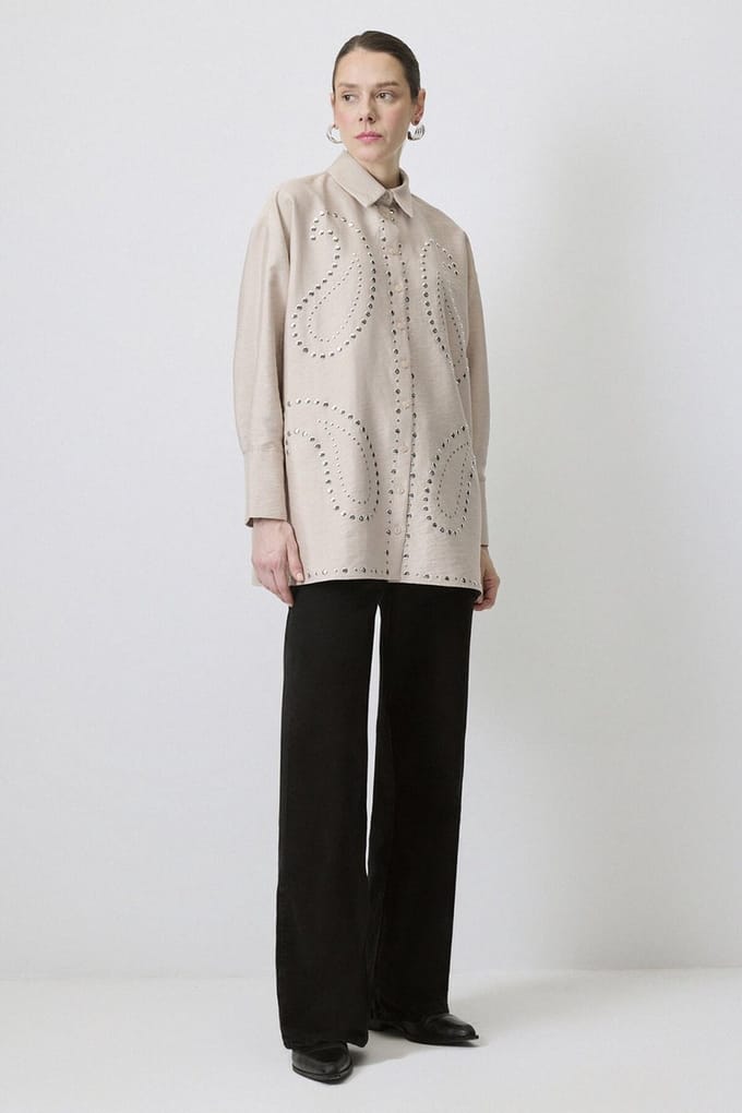 Touché Privé - Cupro blouse met studs - Stone - Dames