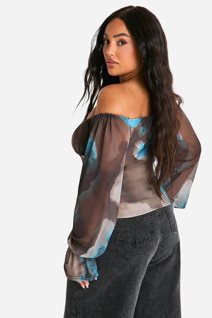 boohoo Dames Plus Large Floral Mesh Sleeve Bardot Korset Top | Chocoladebruin | Maat: 56