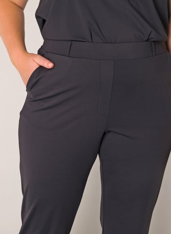 BASE LEVEL CURVY Lori Bottoms - Black - maat W1(48) / L30