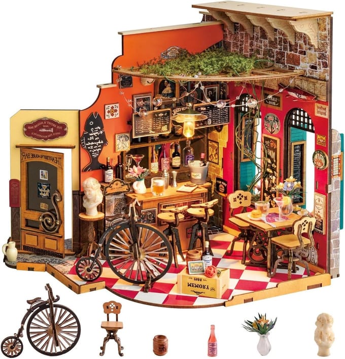 Miniatuur Huis - Bouwpakket Bar - Hobby Project - Renaissance Stijl - 21.6 cm - Oranje
