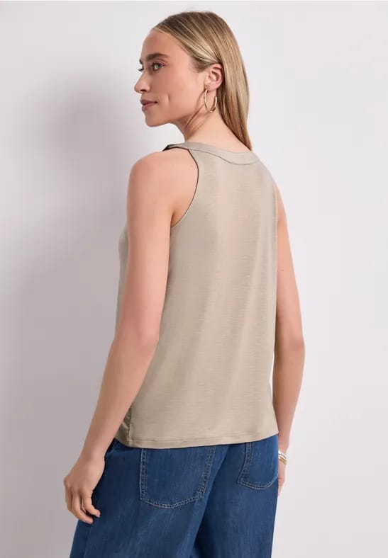 Top met V-hals en decoratief detail