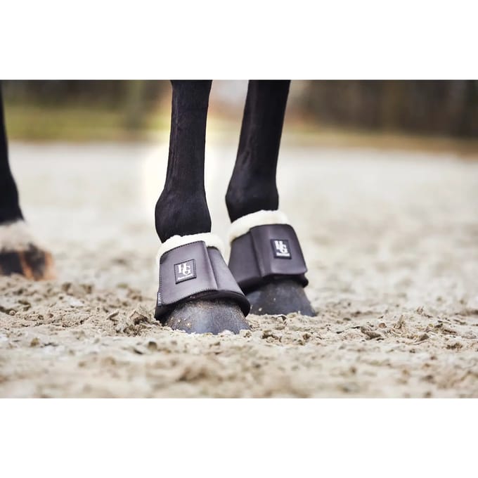 Paardenbellen met bont HorseGuard Ava