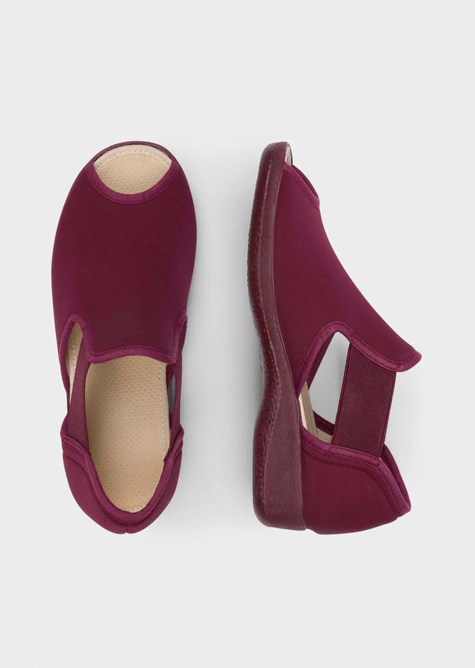 Pantoffels met elastiek en zool met grip - bordeaux - Gr. 36 van Goldner Fashion